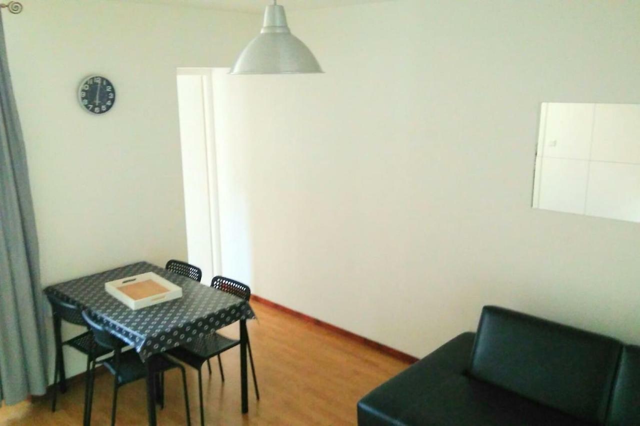 Appart Calme & Moderne Au Coeur De La Ville + Wifi ลาโรแชล ภายนอก รูปภาพ